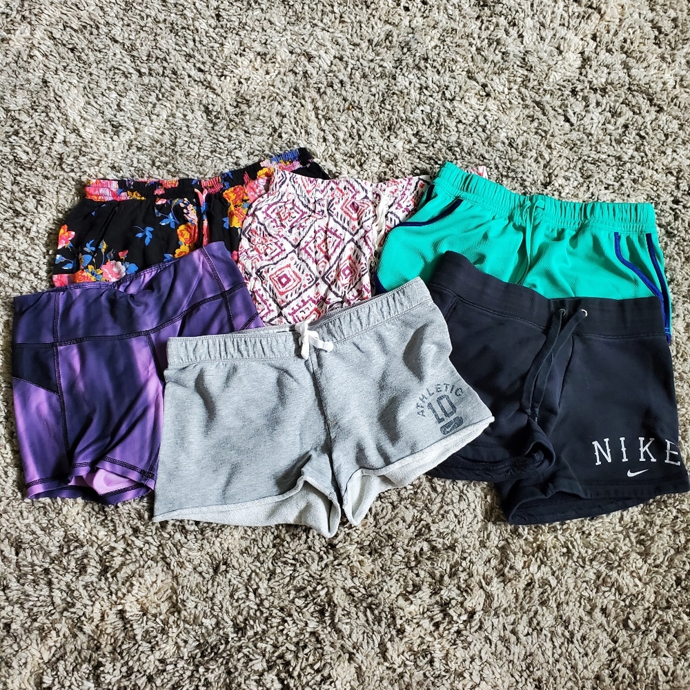 6 size small shorts
